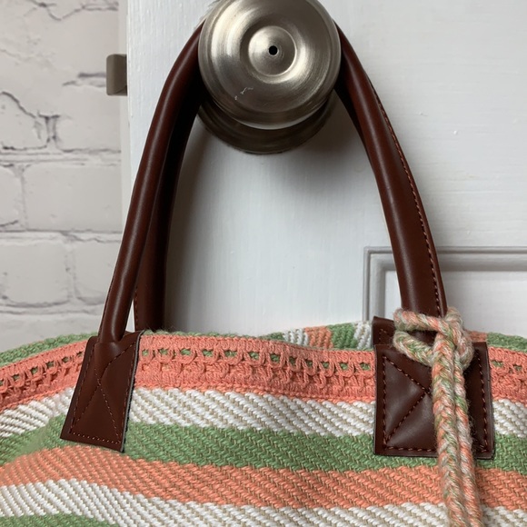 Crown & Ivy Striped Tote with Tassels - Picture 3 of 12